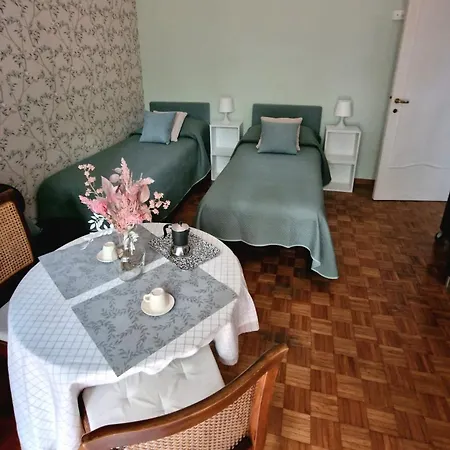 Oasi A Oda ve Kahvaltı 4*